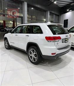 جيب جراند شيروكي